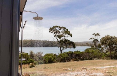 Akaroa House | Bambara | Luxury Beachfront Escape Private Path