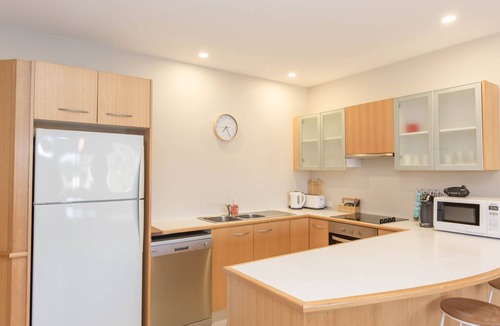 Jindabyne House | Banjo's Way 2 - 2/23 Banjo Paterson Cres