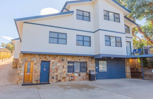 Jindabyne House | Banjo's Way 2 - 2/23 Banjo Paterson Cres