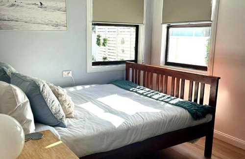Blacksmiths House | Barefoot at Blacksmiths Beach