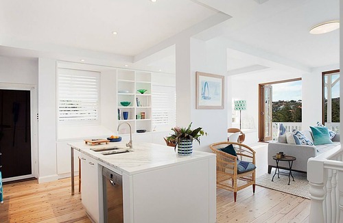 Bronte Apartment | Barefoot in Bronte IH