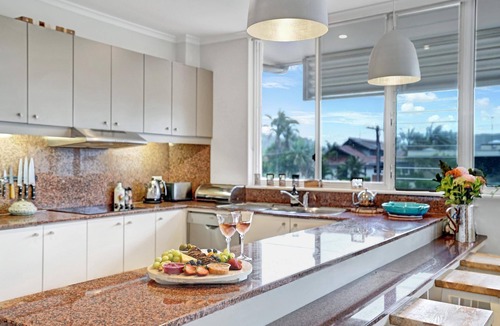 Palm Beach House | Barefoot on Iluka - Barefoot on Iluka moments from Snappermans Beach
