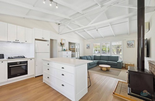 Lancelin House | Barefoot on O'Neil: 4 BR, 2 BA House in Lancelin, Sleeps 12