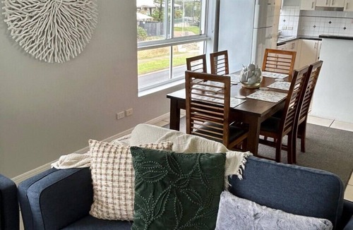 Bargara Apartment | Bargara Beach Front Apartment