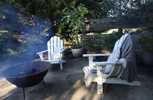 Somerville House | Barn Stay Hideaway "The Barn"