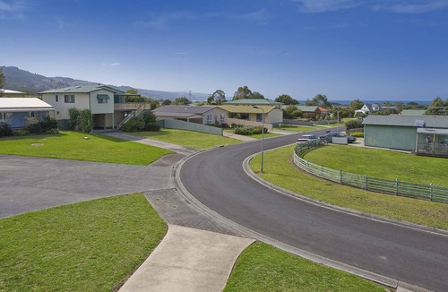 Apollo Bay House | Barrabay