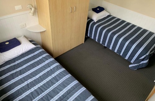 Barrack Heights Resort | Barrack Point Holidays