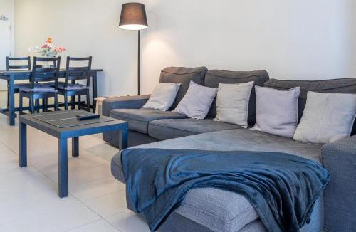 Bulimba Apartment | Barramul on the Park with Pool & Gym Access