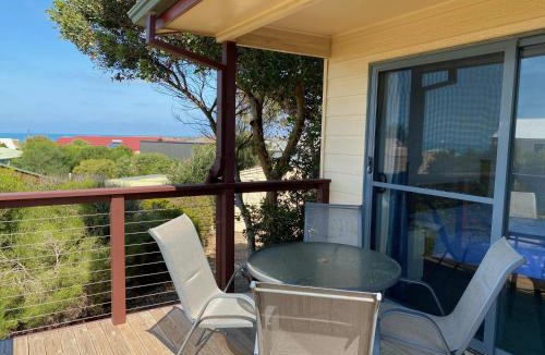 Middleton House | Bashams Beach House 7 Sun Crt Middleton - No Linen Included