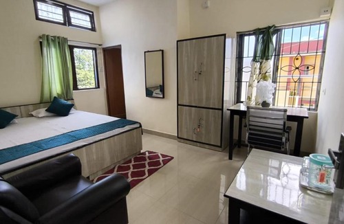 Dibrugarh Hotel | Basudev Lodge