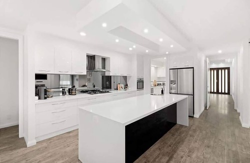 North Batemans Bay House | Batemans Bay Family Escape | Pool + Games Room