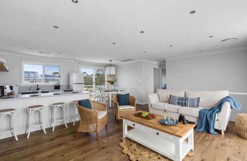 Bawley Point House | Bawley Blue - oceanfront 4BR pet-friendly retreat