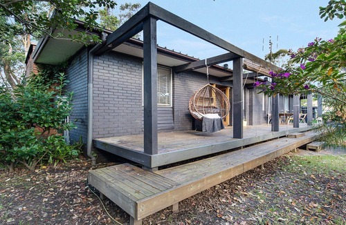 Callala Bay House | Bay Getaway - nestled near the local jetty