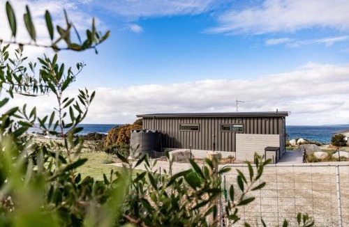 The Gardens House | Bay of Fires Tiny Home