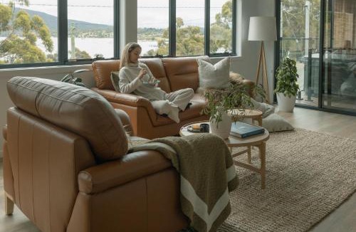 Dover House | Bay View Retreats- Ocean mist
