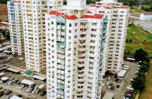 Kampung Sepuluh Apartment | Bayan Homestay