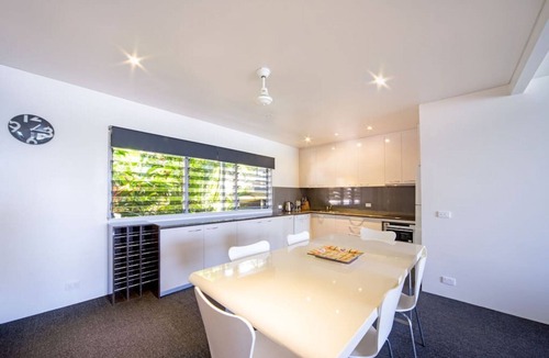 Shute Harbour Apartment | Baybliss Apartments 1bedroom
