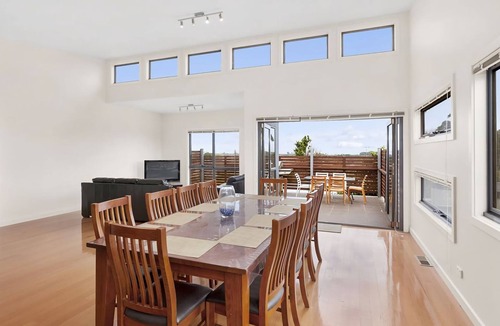 Portarlington House | Bayside Haven - High ceilings with stunning views