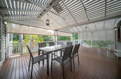 Manly West House | Bayside Queenslander High Ceilings Family-friendly