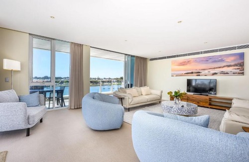 Mandurah Apartment | Bayview 504