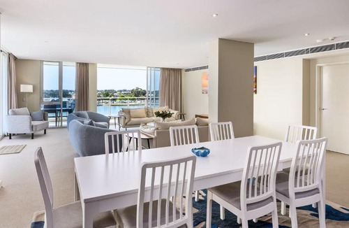 Mandurah Apartment | Bayview 504
