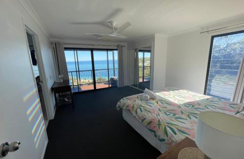 Brisbane Waterfront House | Bayview Breeze