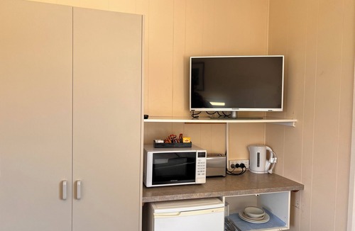 Eden Hotel | Bayview Motor Inn