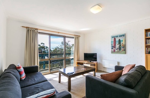 Lorne Boat Rental | Bayview Number Two