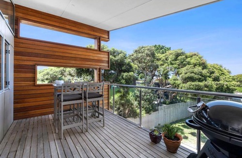 Aireys Inlet Apartment | Beach Baby