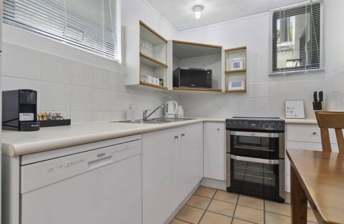 Rainbow Beach Apartment | BEACH! Best Escape Anyone Can Have!