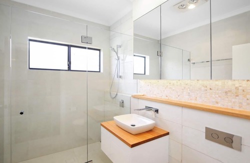 Wamberal House | Beach Break | Accom Holidays