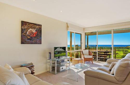 North Narooma Apartment | Beach Breakers Apartment Stunning Views
