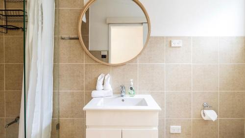Corlette House | Beach Bungalow