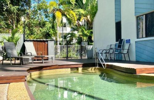 Port Douglas Apartment | Beach Comber
