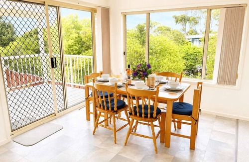 Mollymook Beach House | Beach Dreaming at Mollymook close to Beach