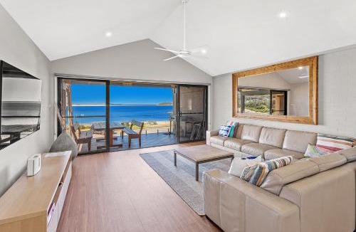 Fingal Bay House | Beach Duplex 72 Marine Dr - Fingal Bay