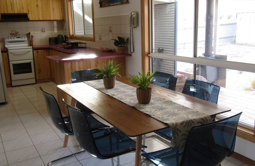 Melville House | Beach Front Blue - Absolute beachfront holiday home *OFF PEAK SPECIAL*