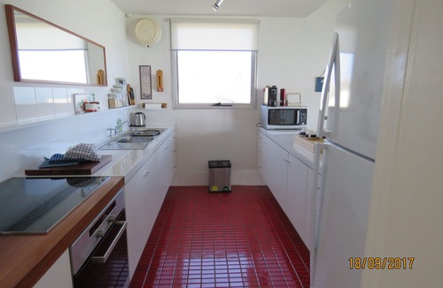 Halls Head Apartment | Beach Front The Wedge - Adults Only