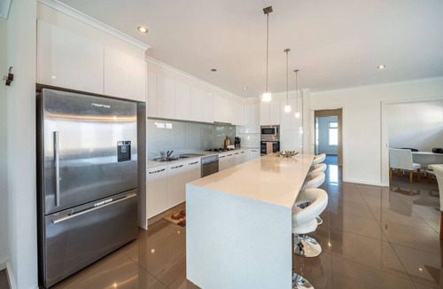 Semaphore South House | Beach Haven at Semaphore - Sweeping Ocean Views