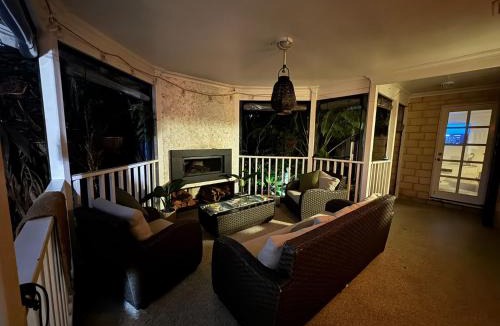 Dalyellup House | Beach Haven