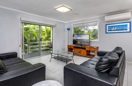 Toogoom House | Beach Hound (pets welcome)