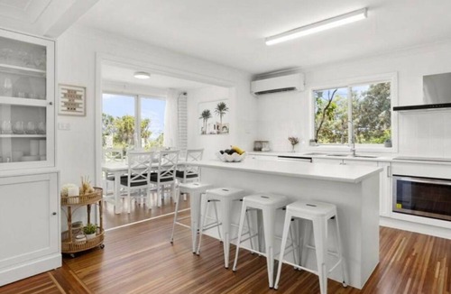 Cedar Party Creek House | Beach House Haven