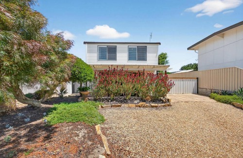 Goolwa South House | Beach House on Bunyip -Goolwa South