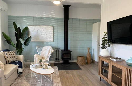 Scamander House | Beach Hut Scamander