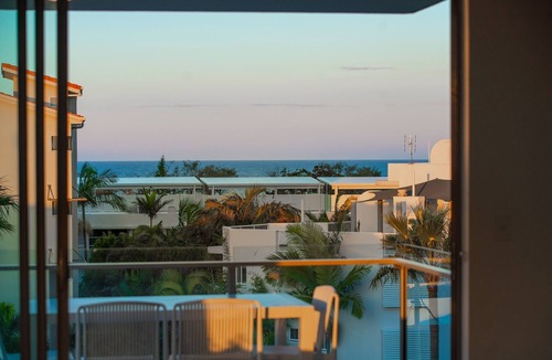 Maroochydore Apartment | Beach on Sixth
