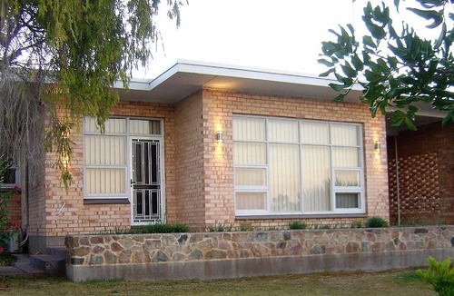 Port Lincoln House | Beach, Shops, Park, Eyre Peninsula and Pets are welcome!