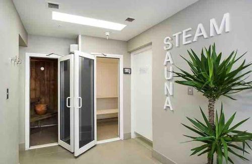 Maroochydore Apartment | Beach side Cotton Tree Family Friendly Resort