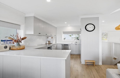 North Avoca House | Beach Views, Coastal Vibes and Tranquility