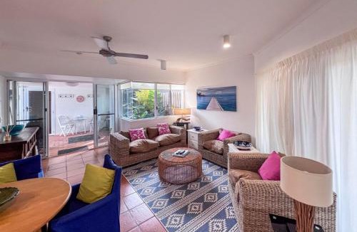 Wongaling Beach Apartment | Beaches Apt 2 Beachfront
