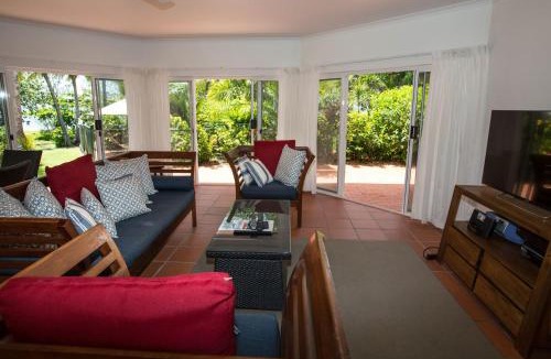 Wongaling Beach House | Beaches No 4